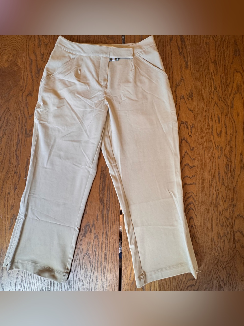 Nike Golf Women's Capri Size Small Size 6 Stretch Pants Cream Sport Preppy